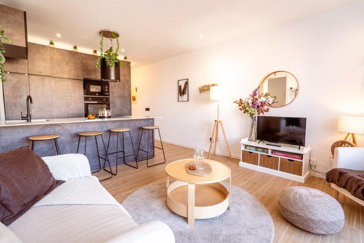 Penthouse By Unik Tarragona Luaran gambar