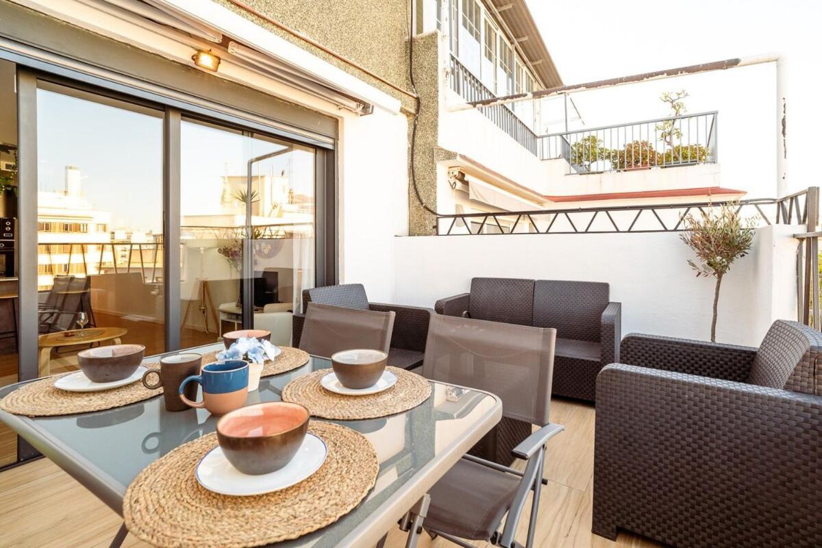 Penthouse By Unik Tarragona Luaran gambar