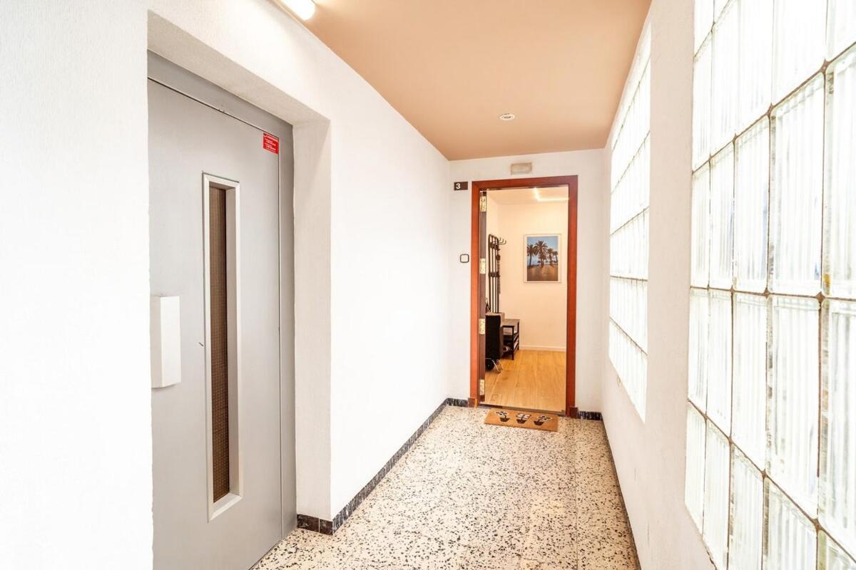 Penthouse By Unik Tarragona Luaran gambar